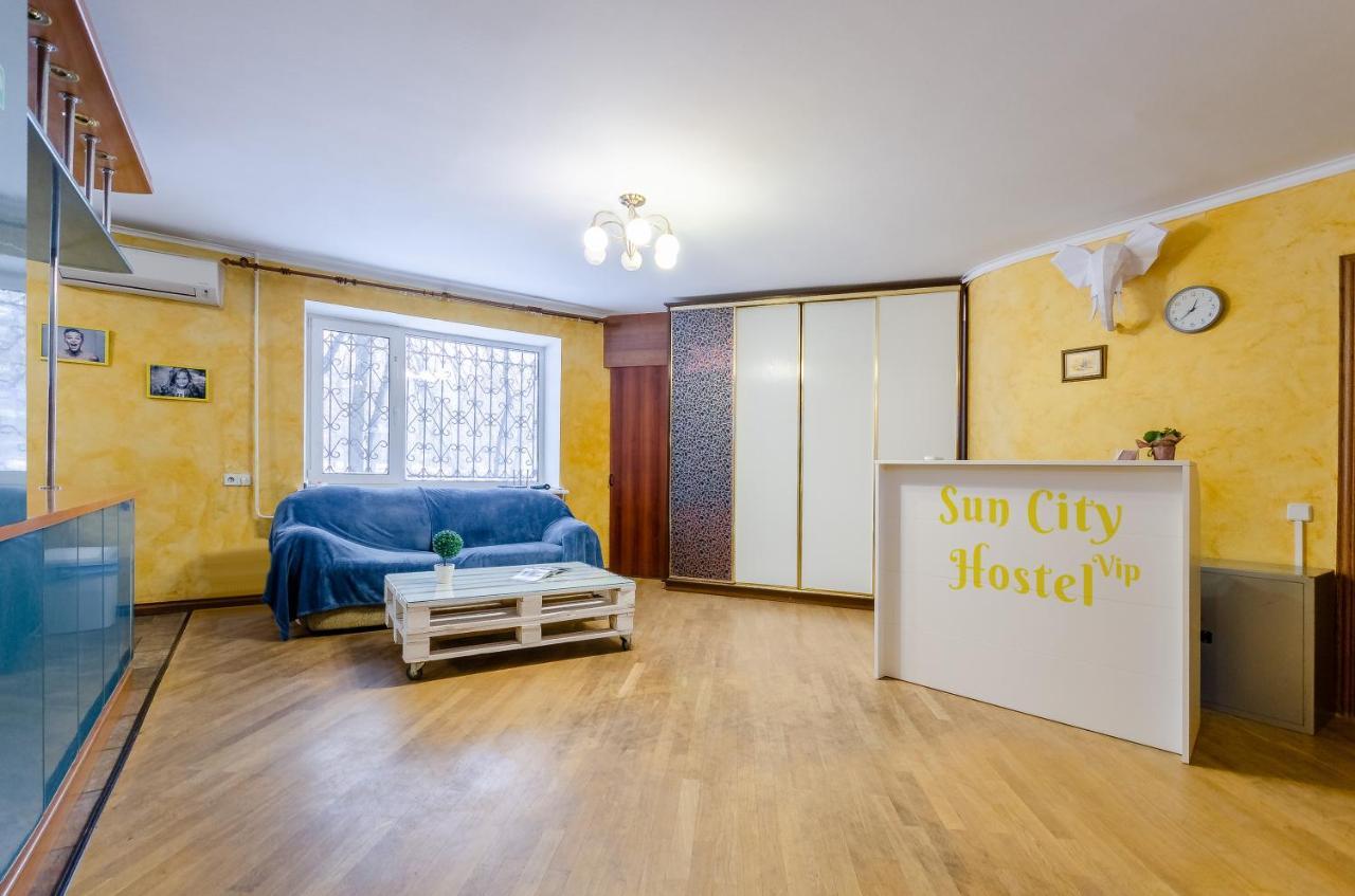 Sun City Hostel 3 Kiev Luaran gambar